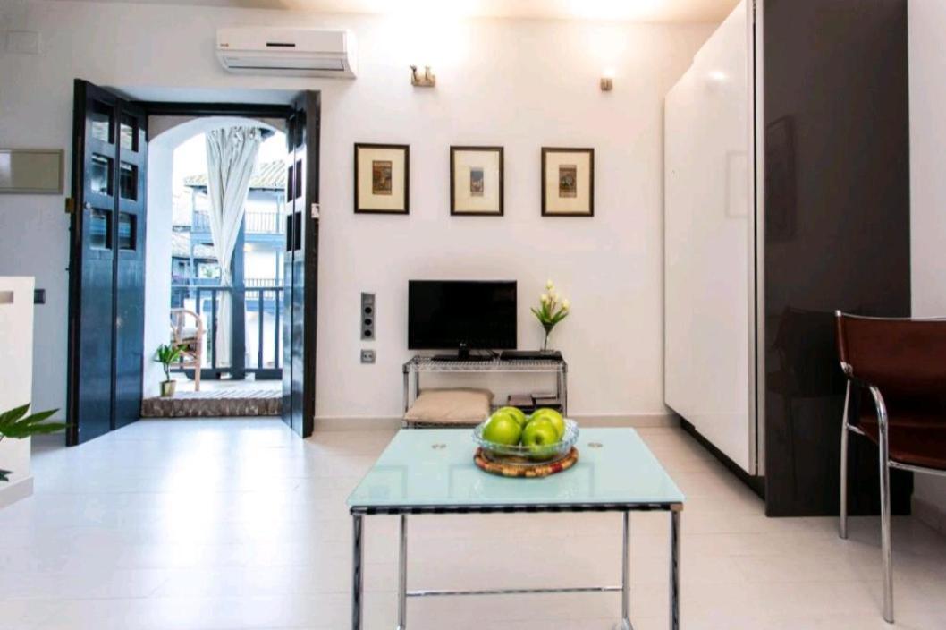 Apartamento Corral del Conde Sevilha Exterior foto